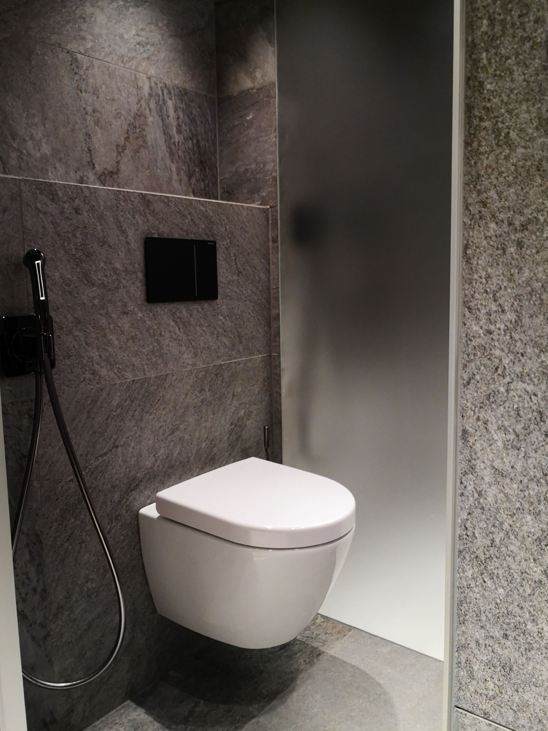 javri-bathroom